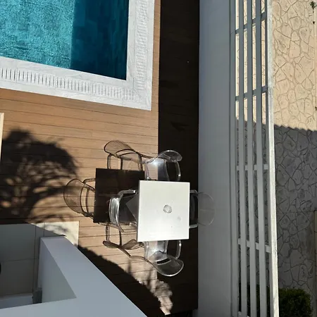 Nyaraló Paez - Private Pool - 3br - Walk To - Pernera
