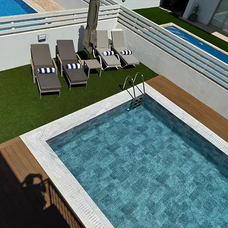 Paez - Private Pool - 3br - Walk To - Pernera Nyaraló