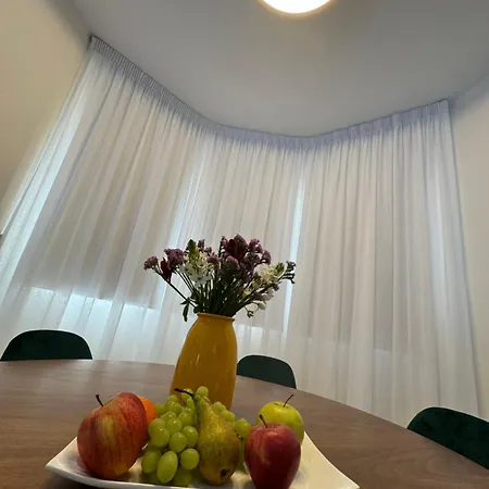 Paez - Private Pool - 3br - Walk To - Pernera