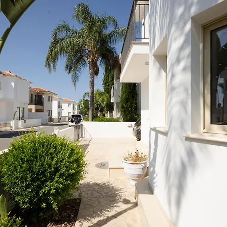 Nyaraló Paez - Private Pool - 3br - Walk To - Pernera *