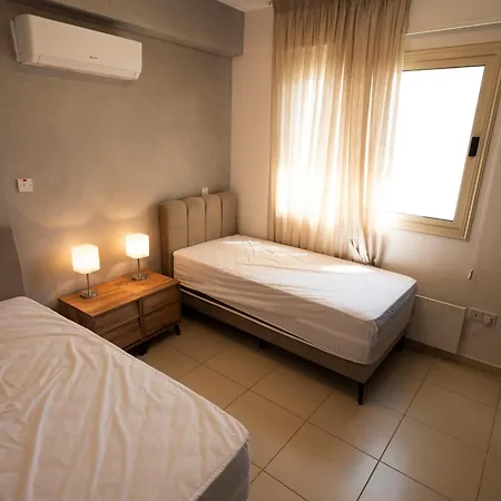 Paez - Private Pool - 3br - Walk To - Pernera *
